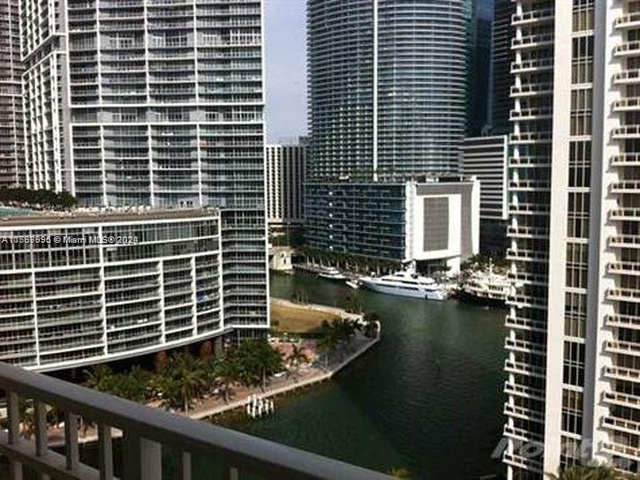 801 Brickell Key Blvd - Photo 1