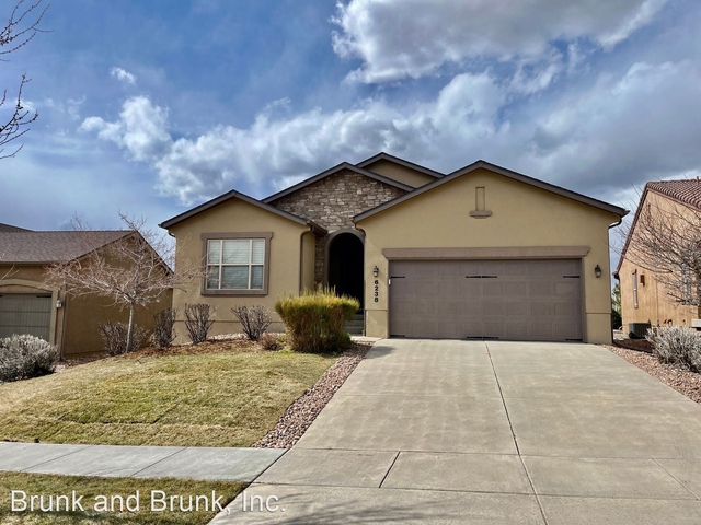 6238 Cumbre Vista Way - Photo 1