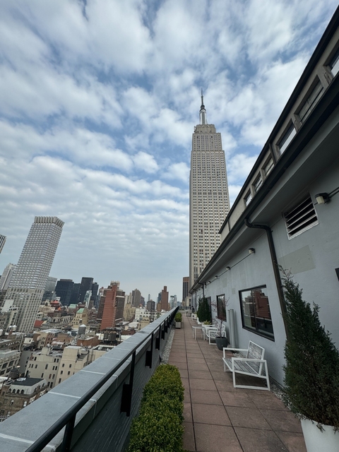 50 West 34th Street - Photo 1