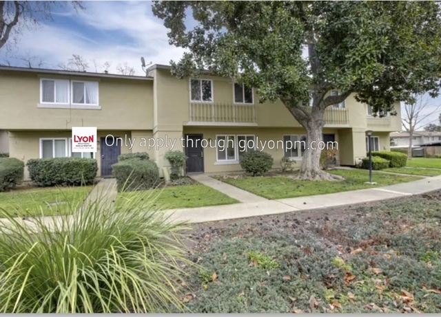 8820 Sawtelle Way, #b - Photo 1