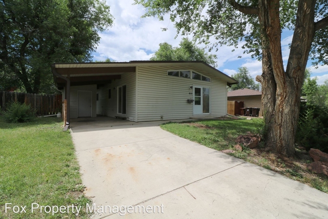 855 35th Street - Photo 1