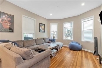 97 Hillside Street - Photo 1