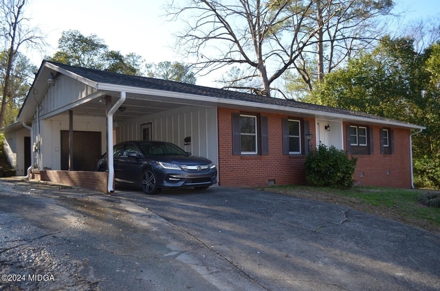 2572 Old Holton Road - Photo 1
