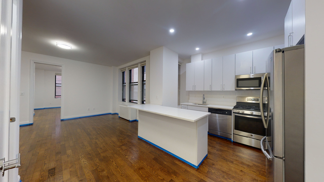 200 West 58th Street - Photo 1