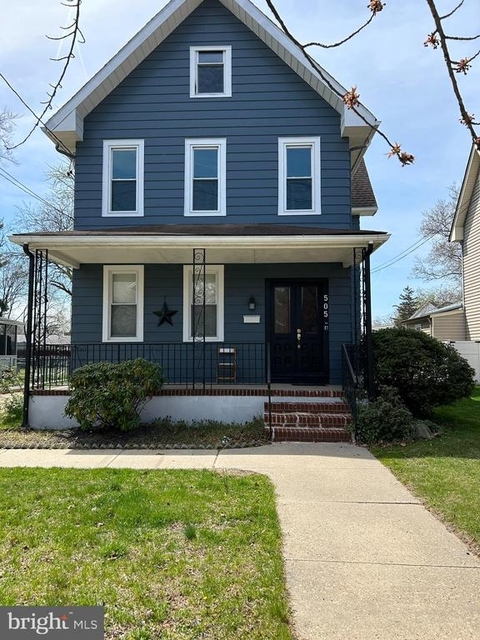 505 Leconey Ave - Photo 1