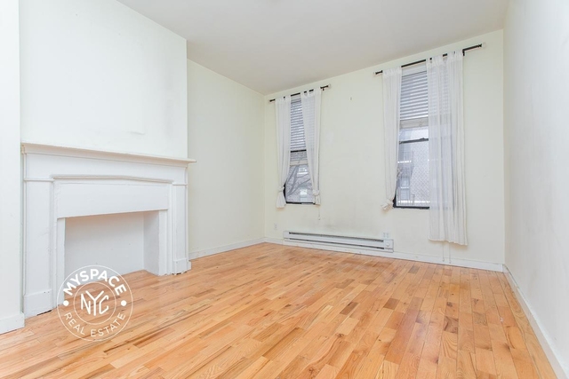 178 Meserole St - Photo 1