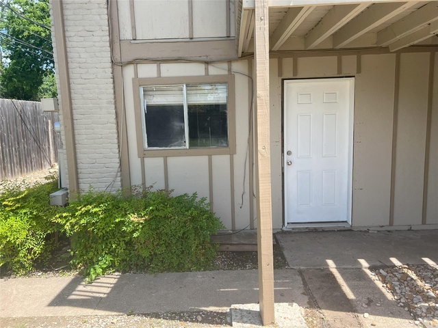 1820 Wooten Park Dr - Photo 1