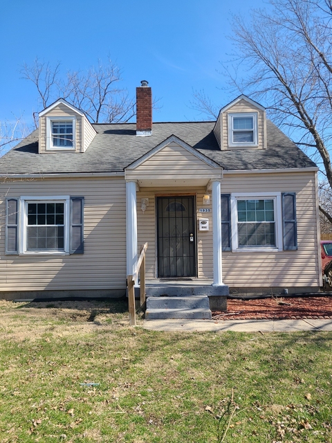 1935 Glenridge Drive - Photo 1