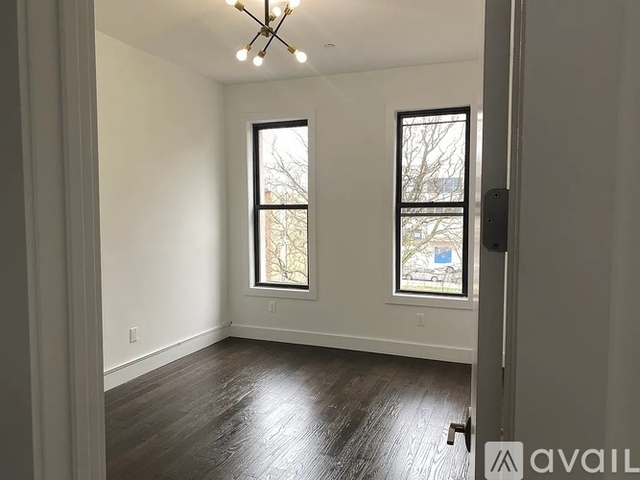 1114 Halsey Street - Photo 1