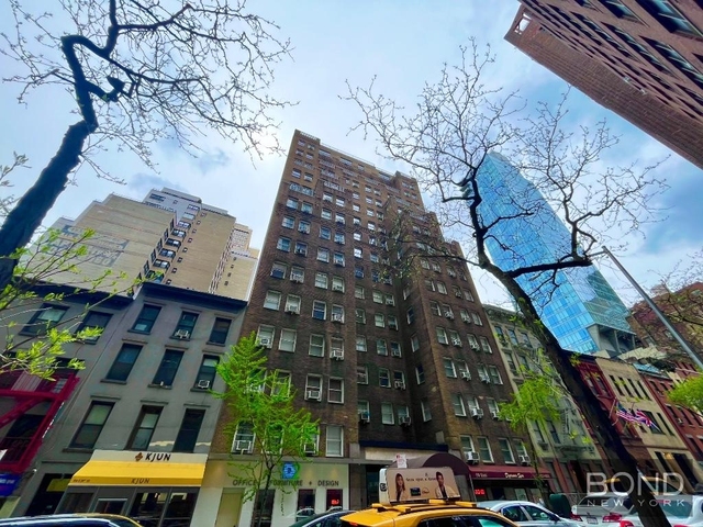 150 East 39th Street - Photo 1