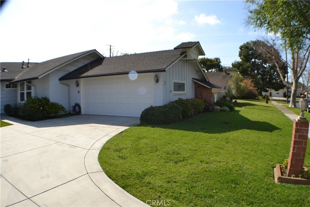 12172 Ballantine Drive - Photo 1