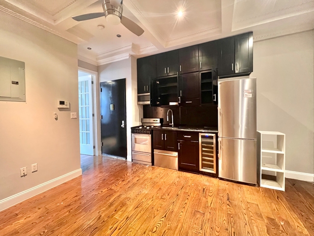 11 West 103rd Street - Photo 1