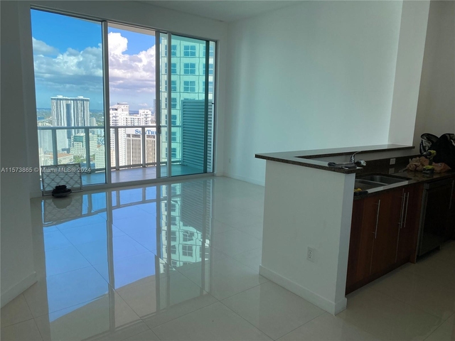 300 S Biscayne Blvd - Photo 1