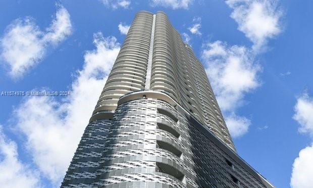 1000 Brickell Plz - Photo 1