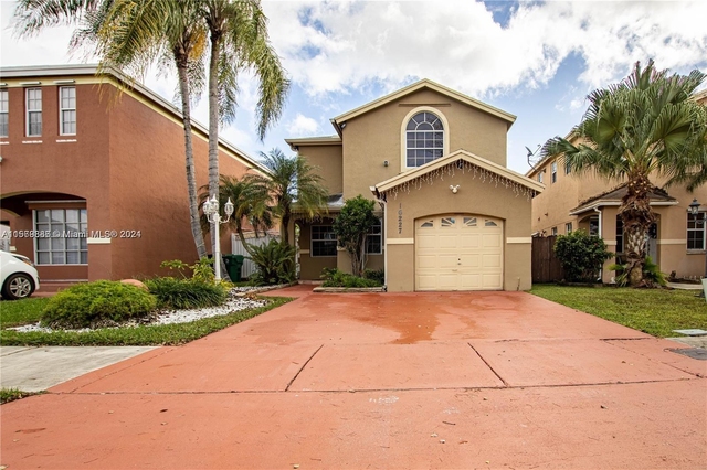 16227 Sw 139th Ct - Photo 1