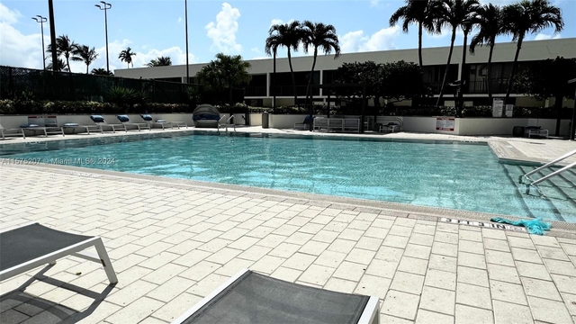 1915 Brickell Ave - Photo 1