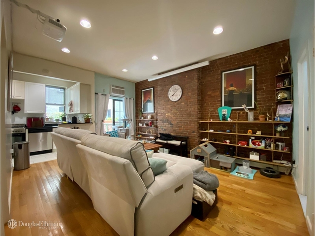 1744 Second Ave - Photo 1