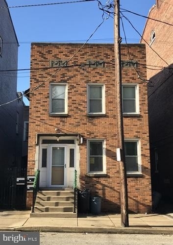 150 S Duke Street - Photo 1