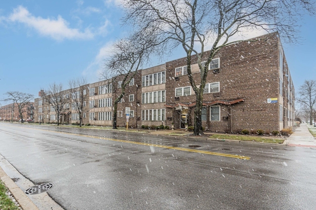 1301 W Touhy Avenue - Photo 1