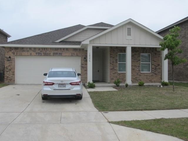 10356 Castle Lyons Lane - Photo 1