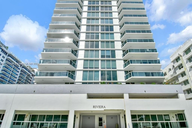 2401 Collins Ave - Photo 1