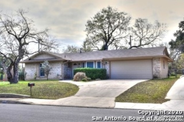 5702 Gabor Dr - Photo 1