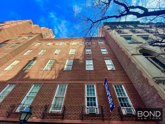 39 East 65th Street - Photo 1