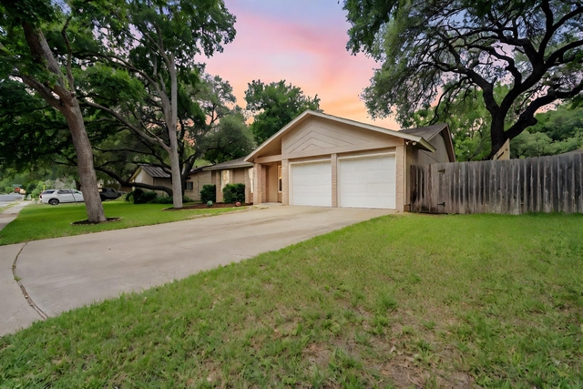 9012 Texas Sun Dr - Photo 1