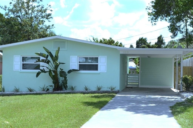 123 Florida Boulevard - Photo 1