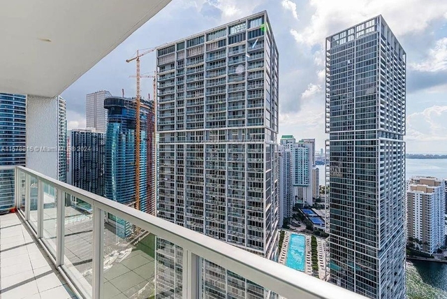 500 Brickell Ave - Photo 1