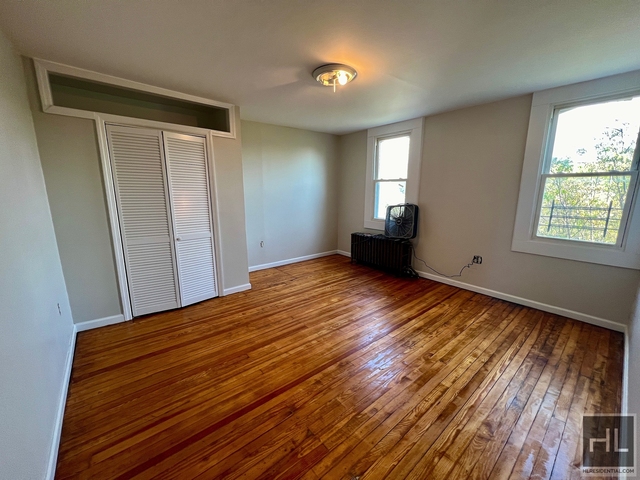 605 Liberty Avenue - Photo 1