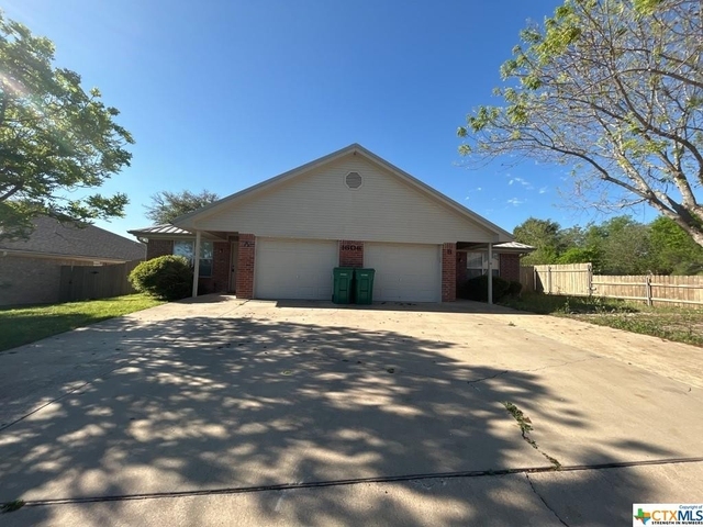 1606 Yuma Trail - Photo 1