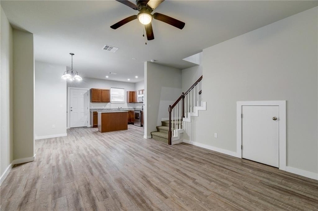 906 Quartz Ct - Photo 1