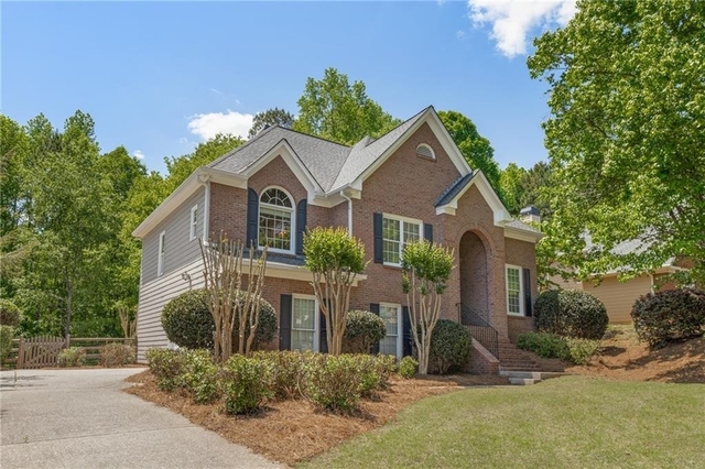 5825 Olde Atlanta Parkway - Photo 1