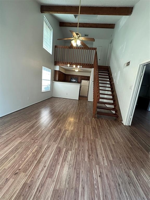 200 Pecan Dr - Photo 1