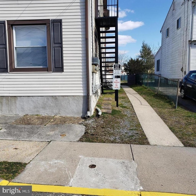 309 High St - Photo 1