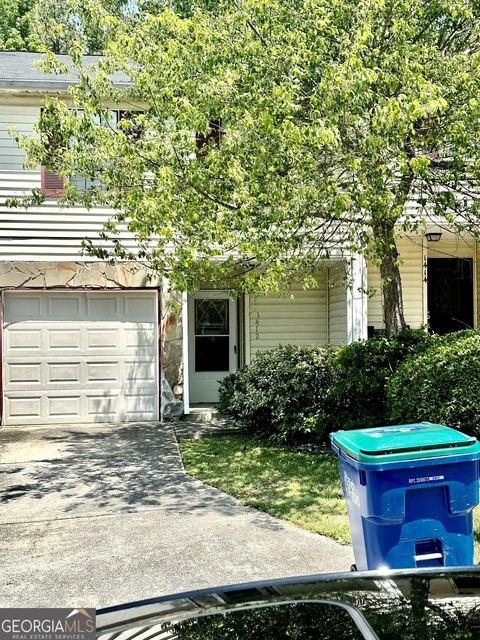 1412 Pine Tree Trl - Photo 1