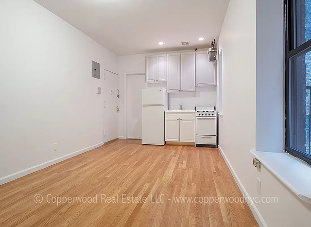 444 East 81st Street - Photo 1