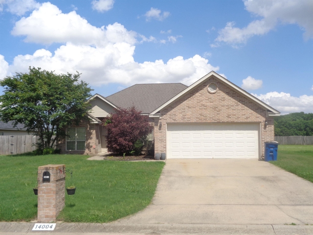 14004 Chesterfield Circle - Photo 1