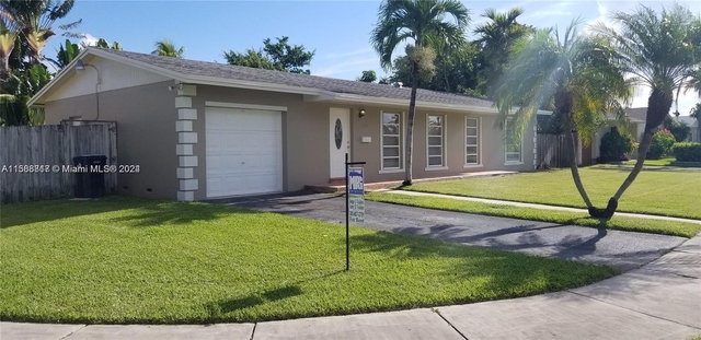 9249 Sw 183rd Ter - Photo 1