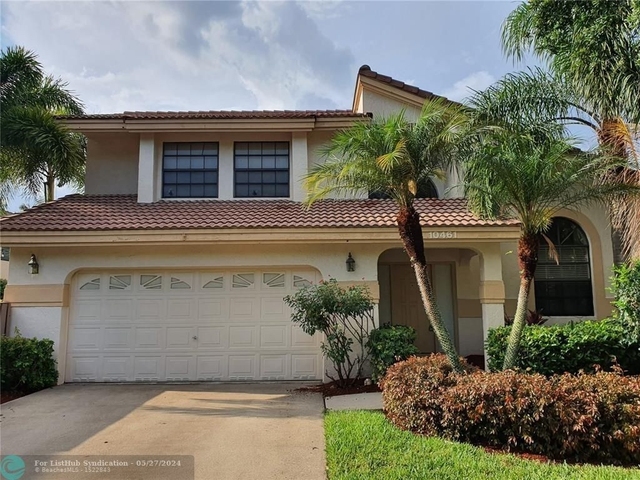 10461 Nw 12th Ct - Photo 1