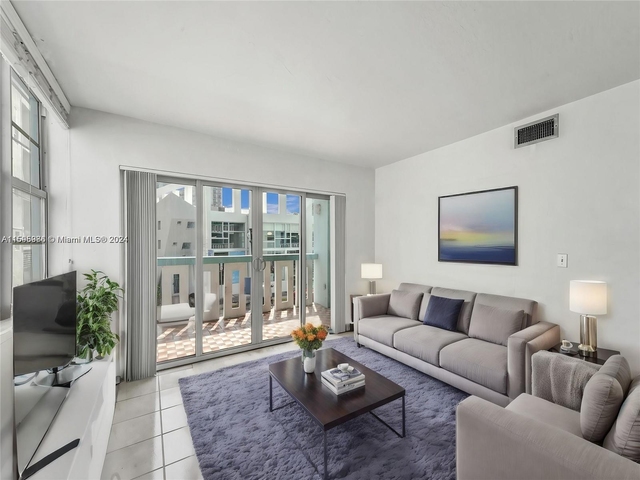 701 Collins Ave - Photo 1