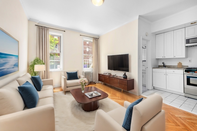 117 West 13th Street - Photo 1