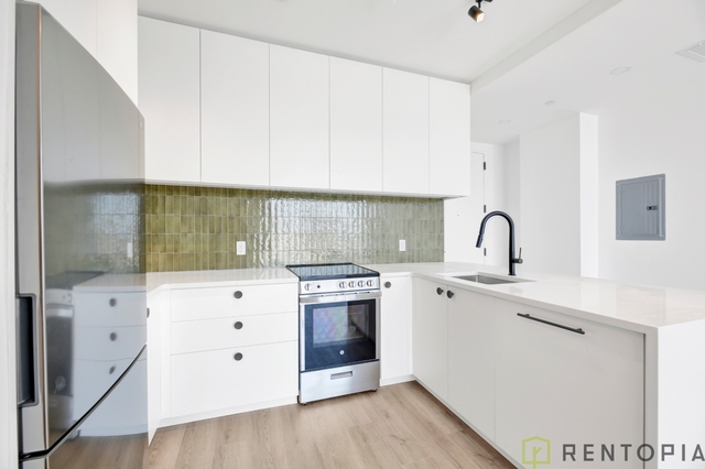 60 Cedar Street  BROOKLYN - Photo 1