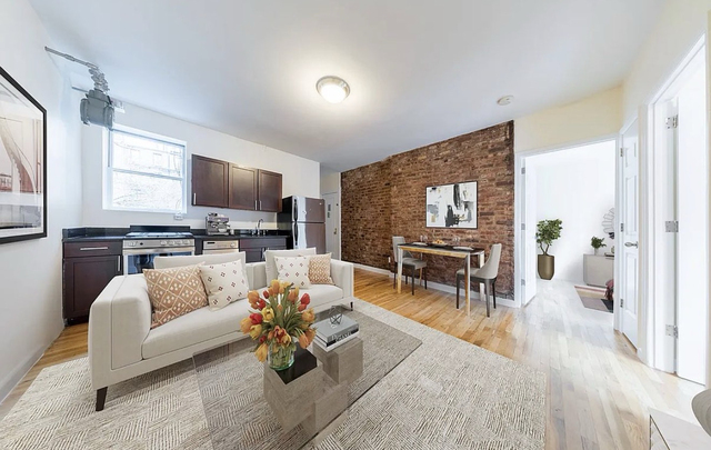207 West 11th Street - Photo 1