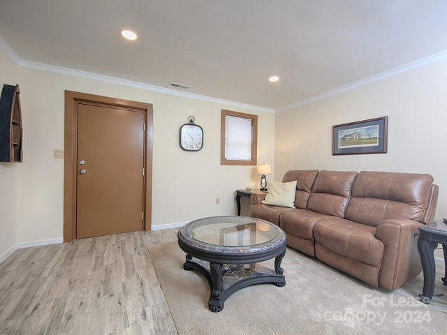 177 Goodman Road - Photo 1