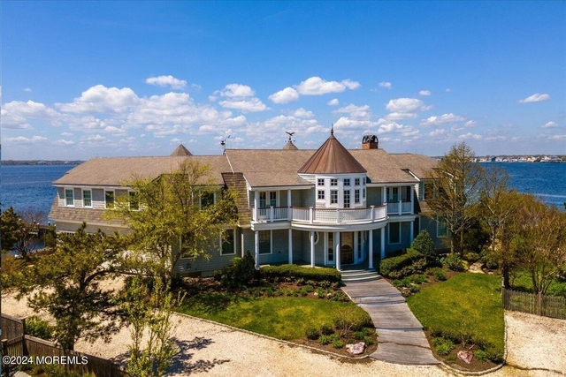 225 Channel Lane - Photo 1