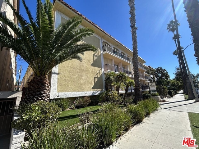 1033 6th Street - Photo 1