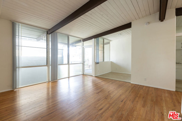 11133 Rose Avenue - Photo 1