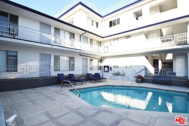 1940 Carmen Avenue - Photo 1